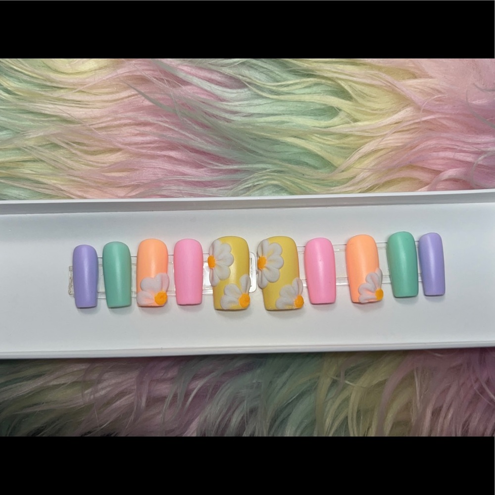 Gel press on nails with acrylic 3D flowers